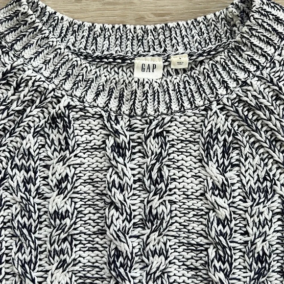 Gap Women Small Sweater Blue/white Size small - Picture 2 of 6